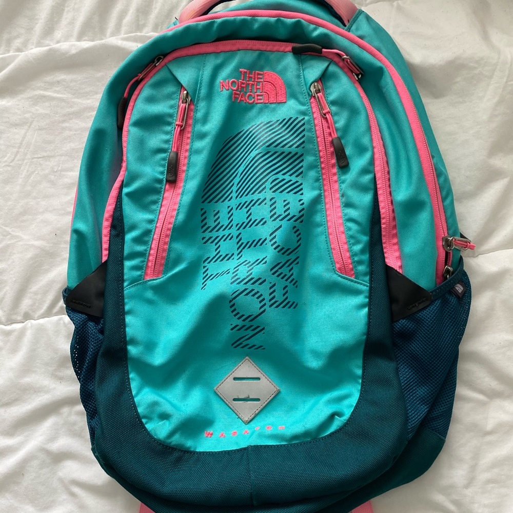 North Face backpack 🎒💕💙